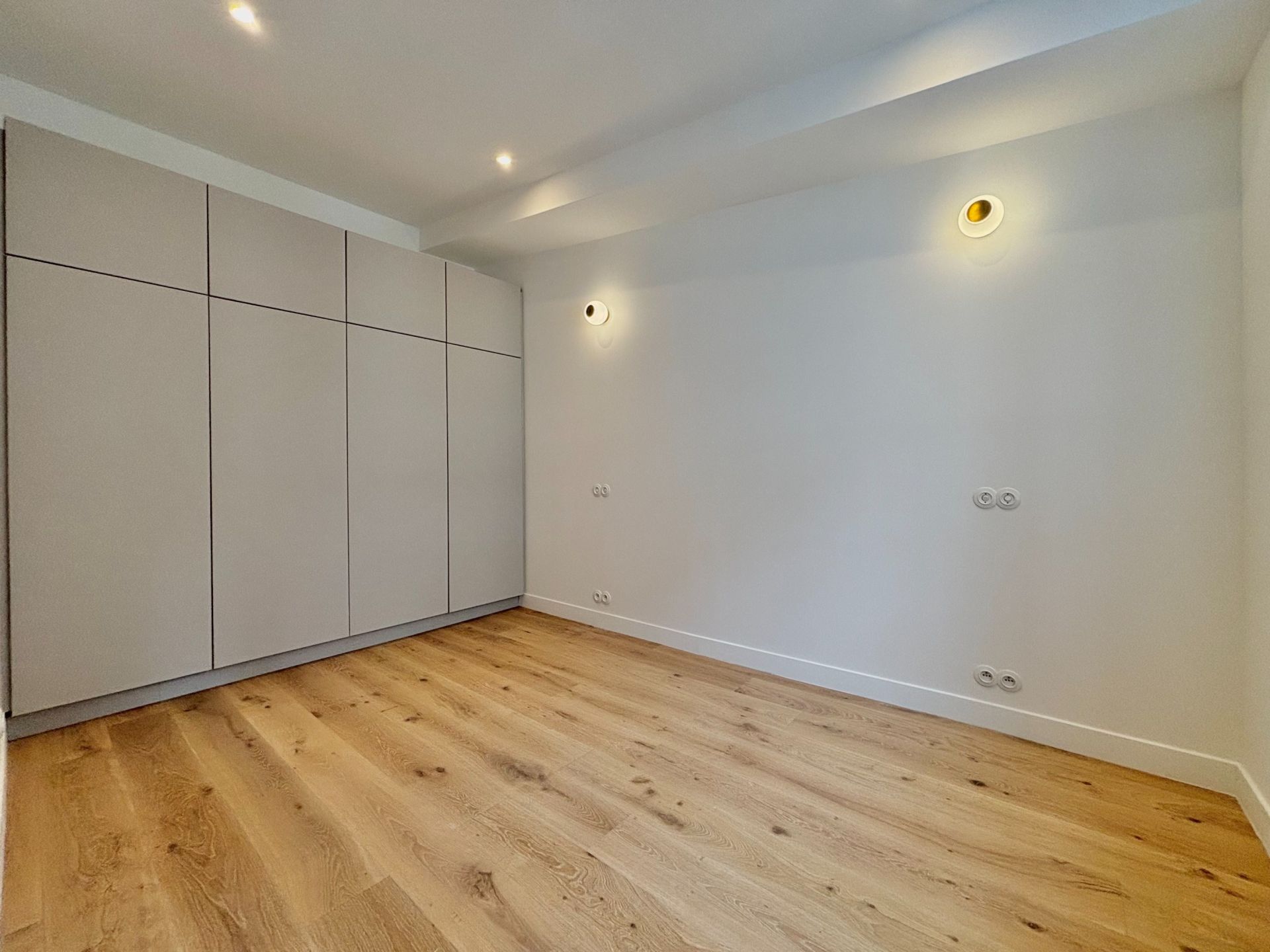 luxury apartment 2 Rooms for sale on PARIS (75003)