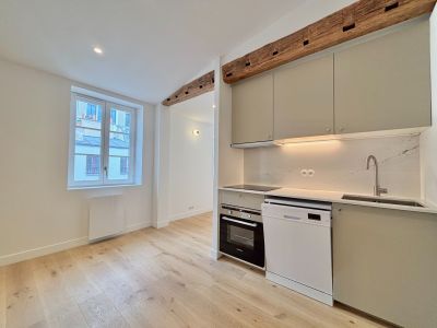 Sale Luxury apartment Paris 3 2&nbsp;Rooms 34&nbsp;m²