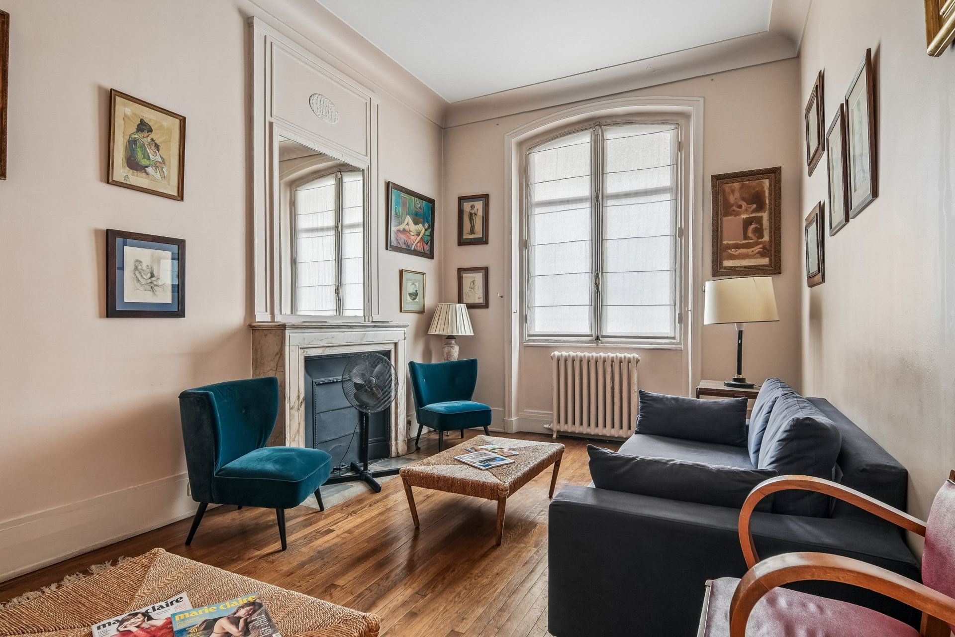 luxury apartment 4 Rooms for sale on PARIS (75007)