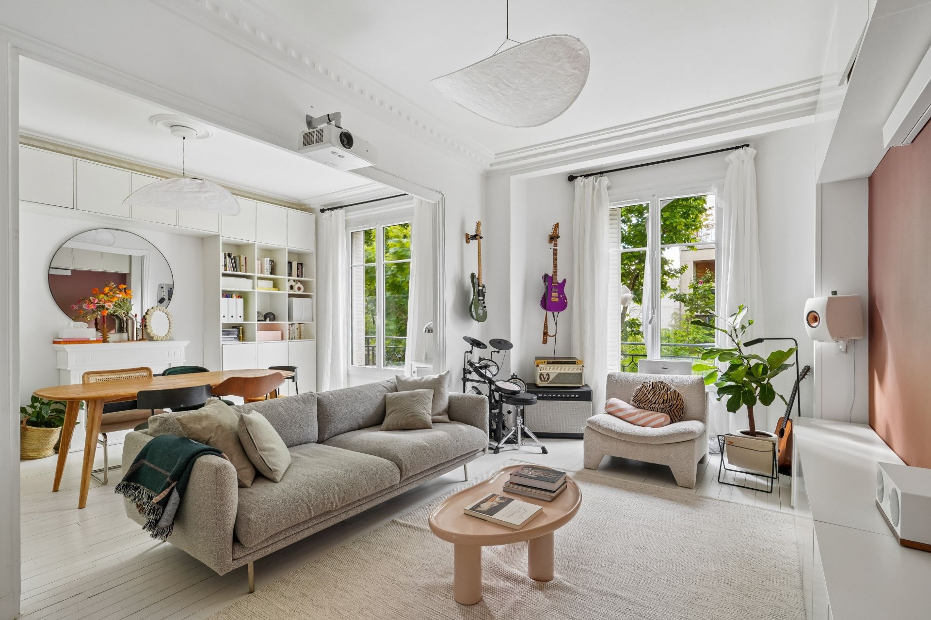 luxury apartment 4 Rooms for sale on NEUILLY SUR SEINE (92200)