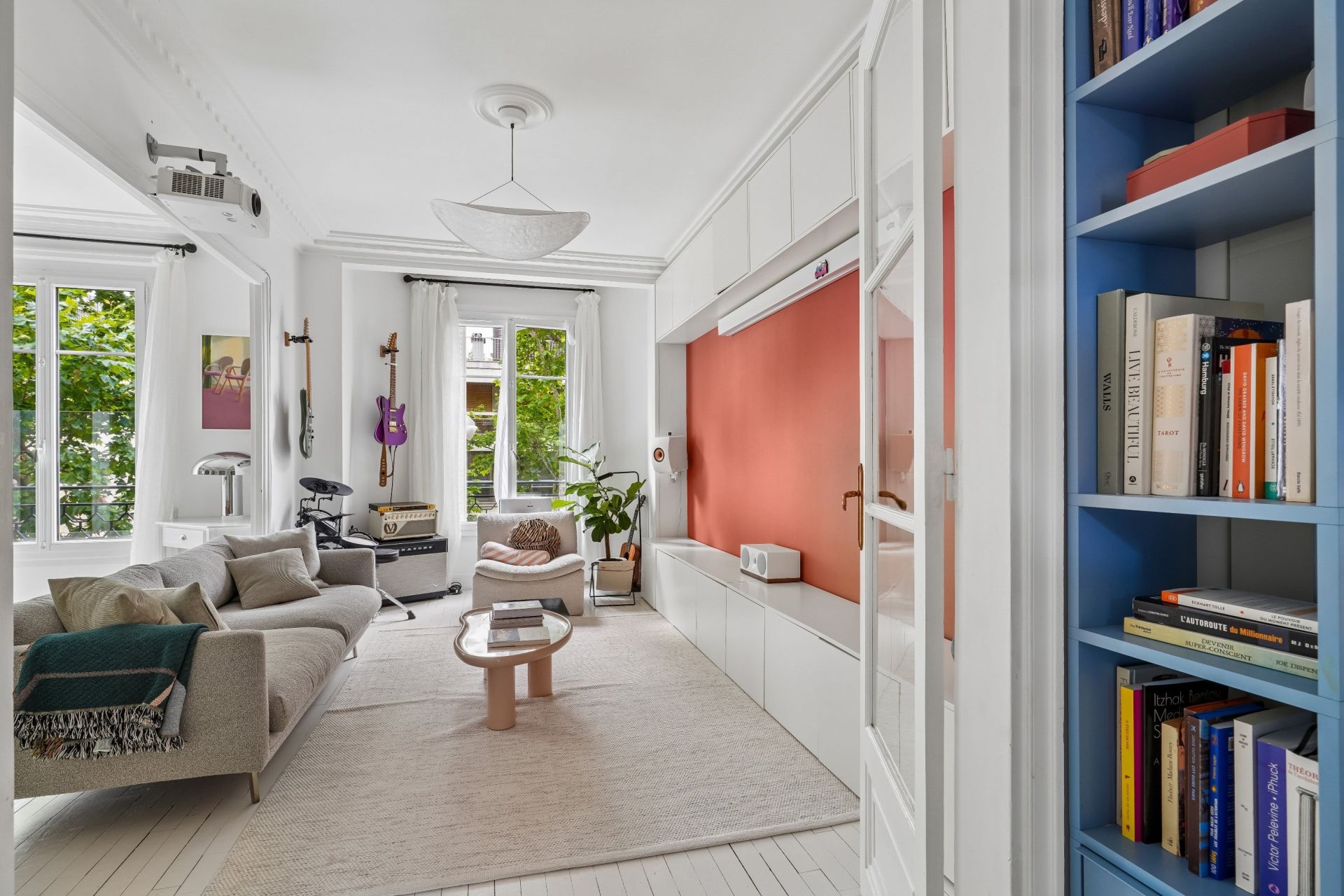 luxury apartment 4 Rooms for sale on NEUILLY SUR SEINE (92200)