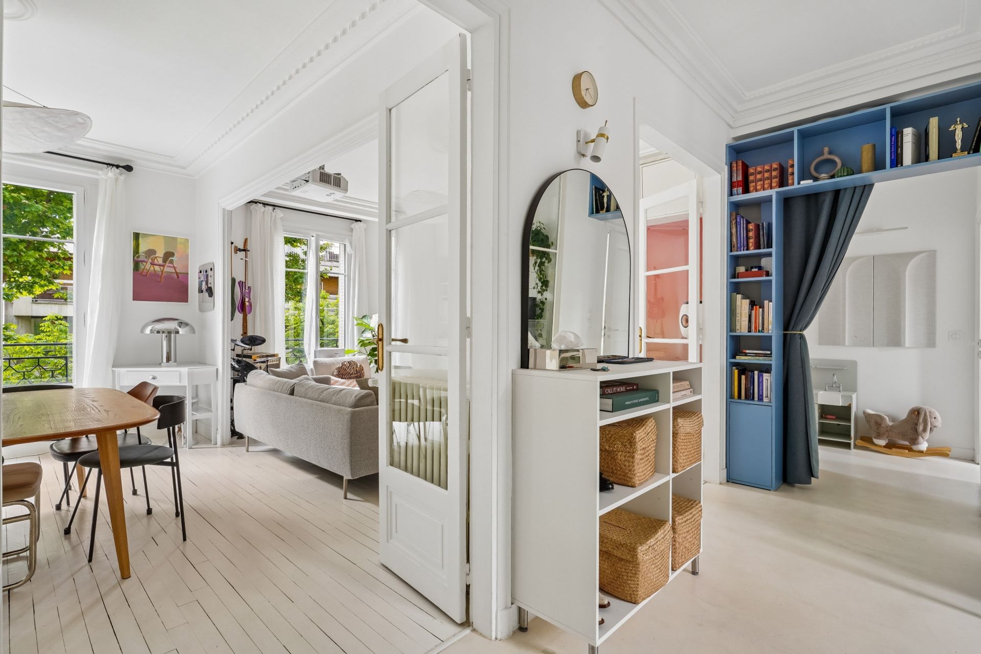 luxury apartment 4 Rooms for sale on NEUILLY SUR SEINE (92200)