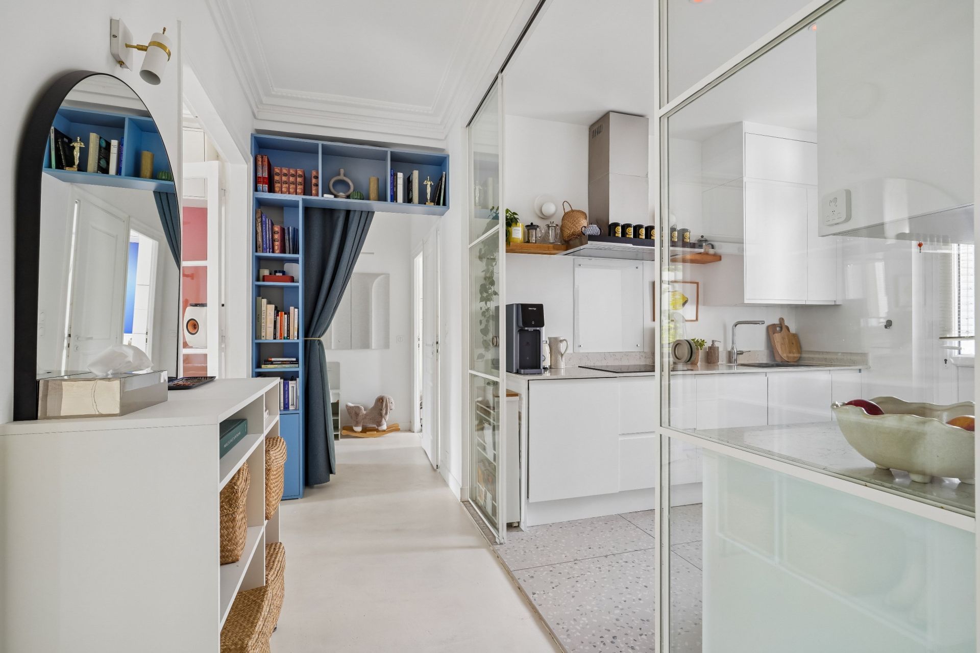luxury apartment 4 Rooms for sale on NEUILLY SUR SEINE (92200)