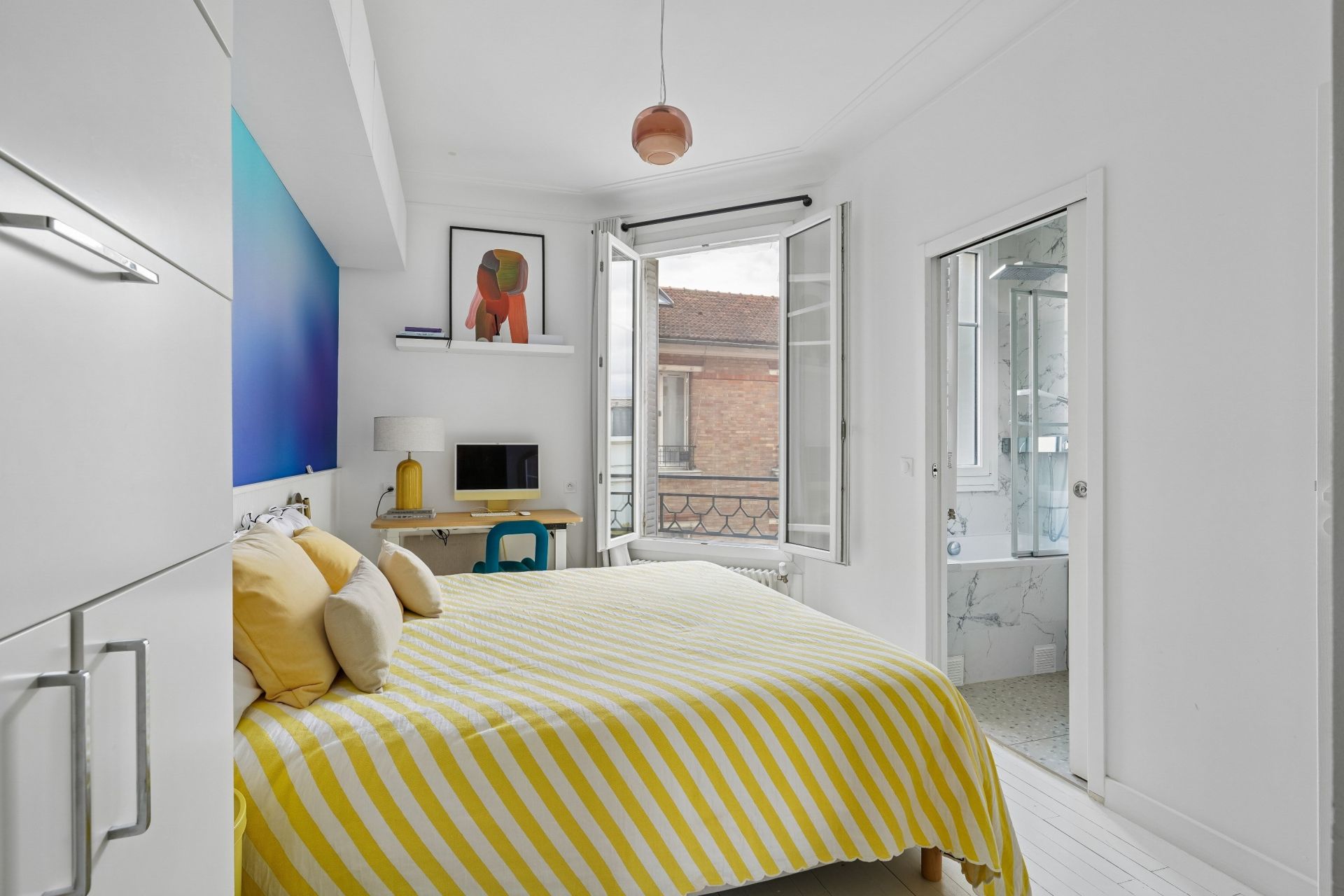 luxury apartment 4 Rooms for sale on NEUILLY SUR SEINE (92200)