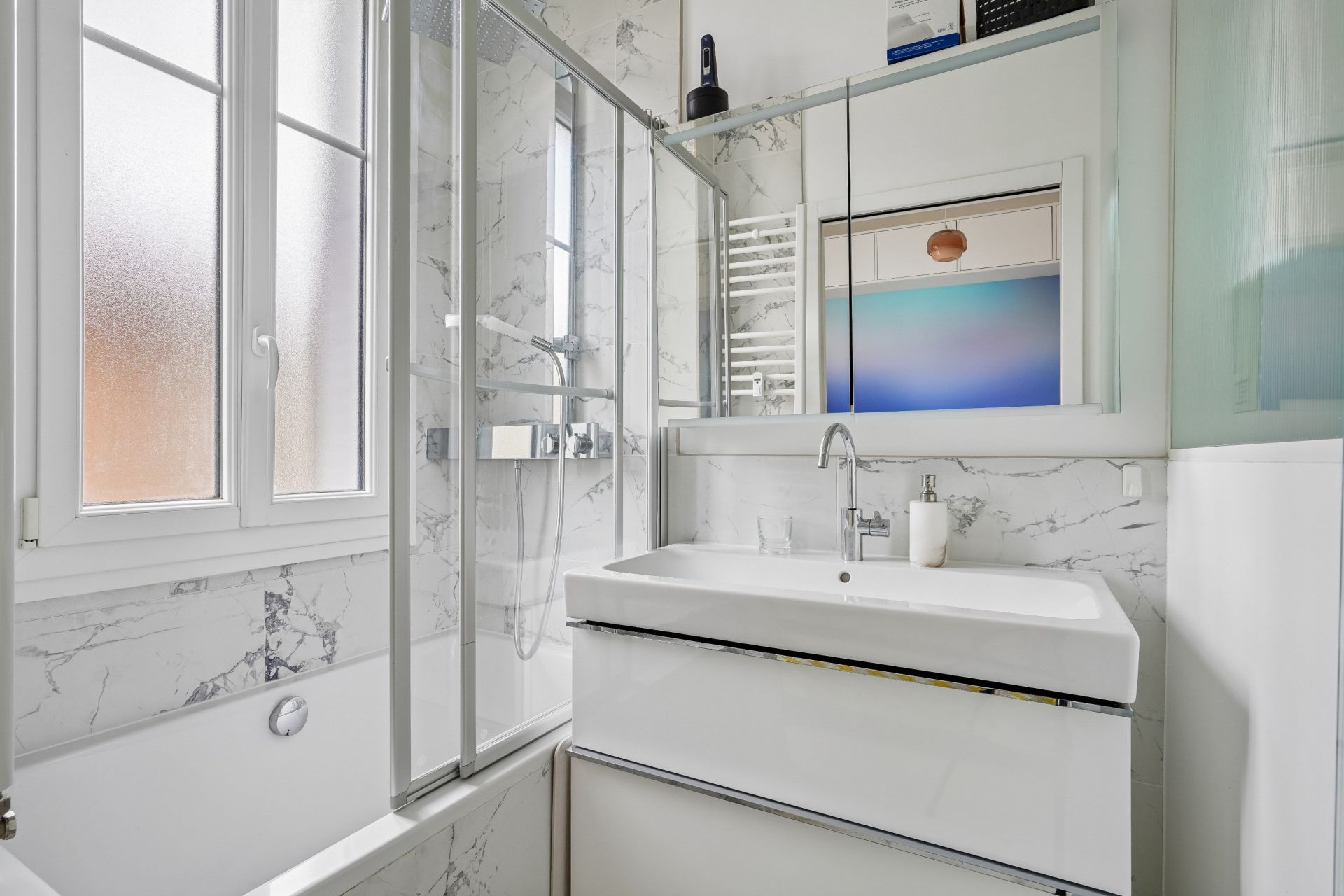 luxury apartment 4 Rooms for sale on NEUILLY SUR SEINE (92200)