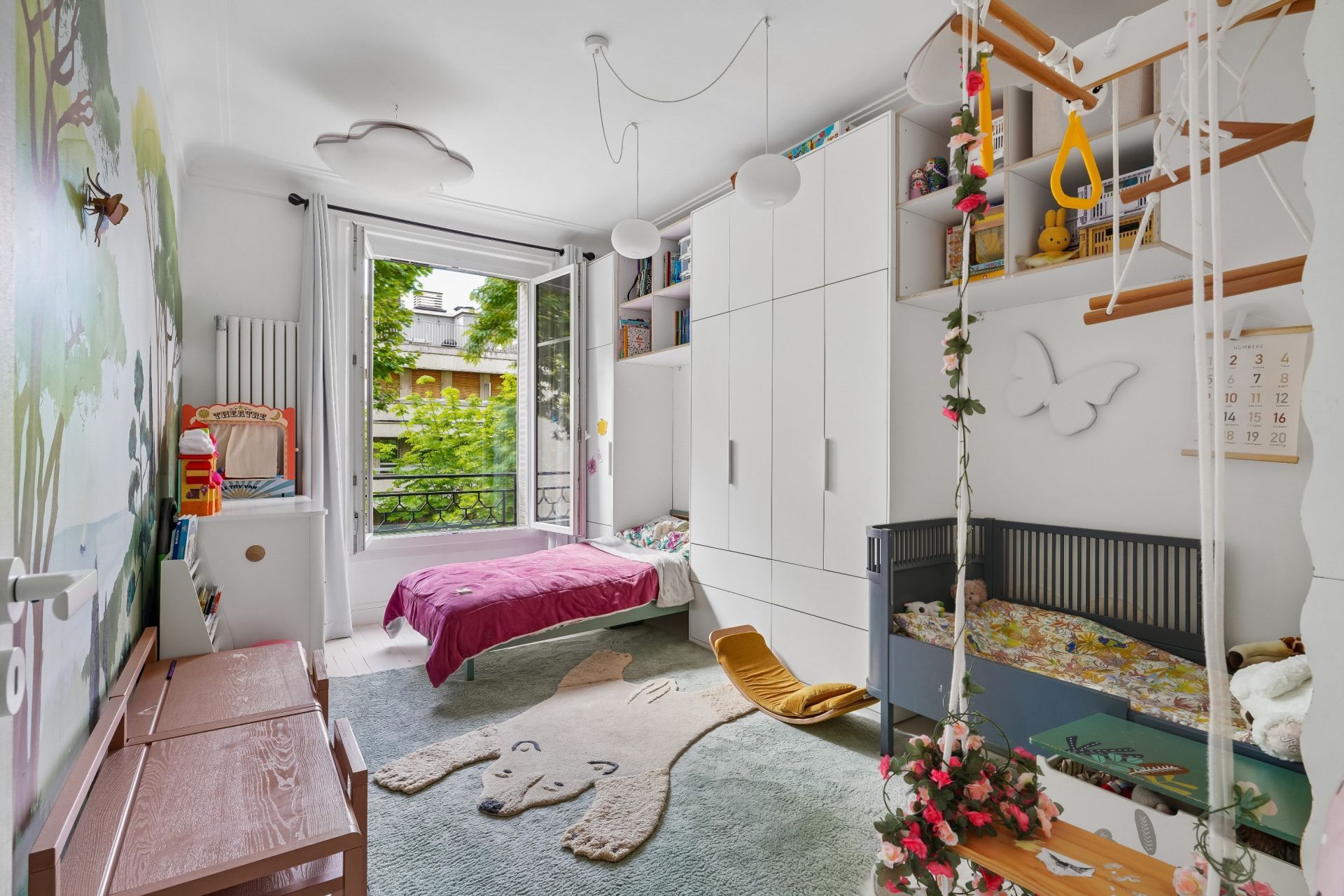 luxury apartment 4 Rooms for sale on NEUILLY SUR SEINE (92200)