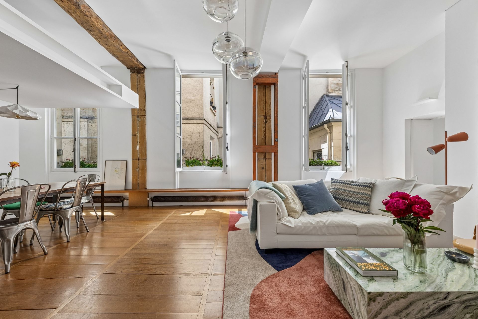luxury apartment 4 Rooms for sale on PARIS (75003)