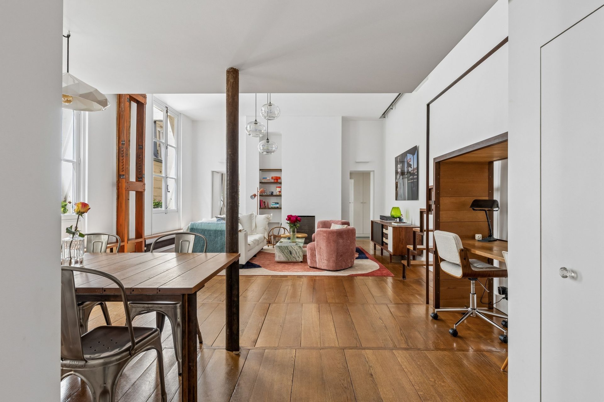 luxury apartment 4 Rooms for sale on PARIS (75003)
