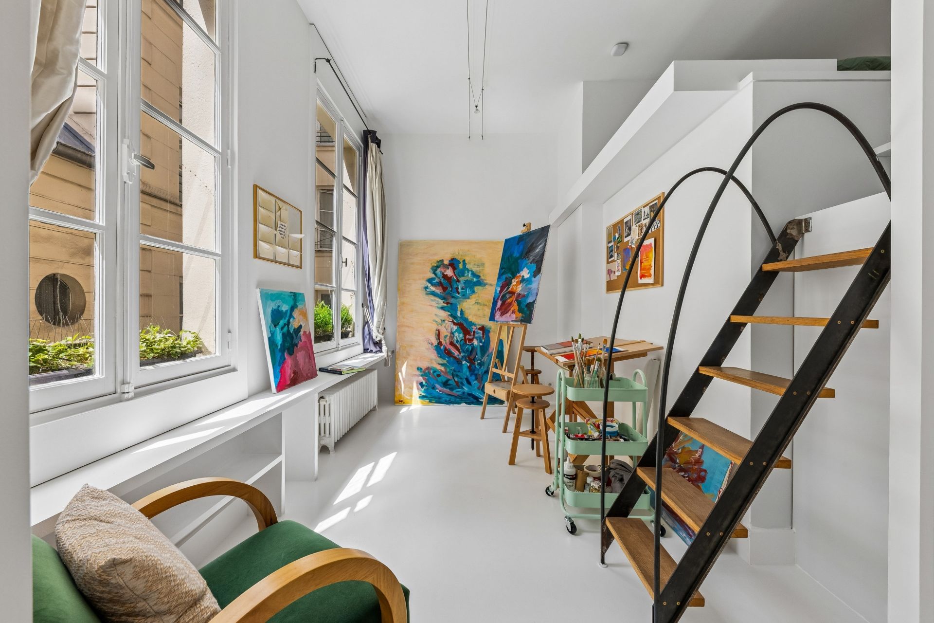 luxury apartment 4 Rooms for sale on PARIS (75003)