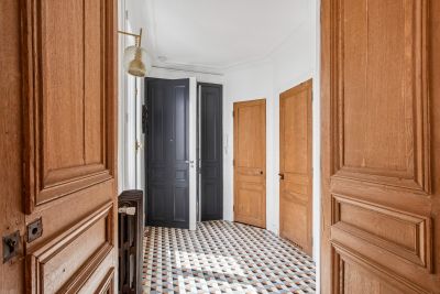 Sale Luxury apartment Paris 10 4&nbsp;Rooms 89.7&nbsp;m²