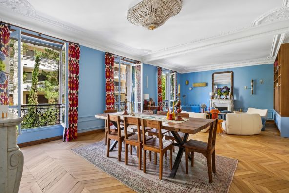 Vente Appartement de luxe Neuilly-sur-Seine 5&nbsp;Pièces 134&nbsp;m²