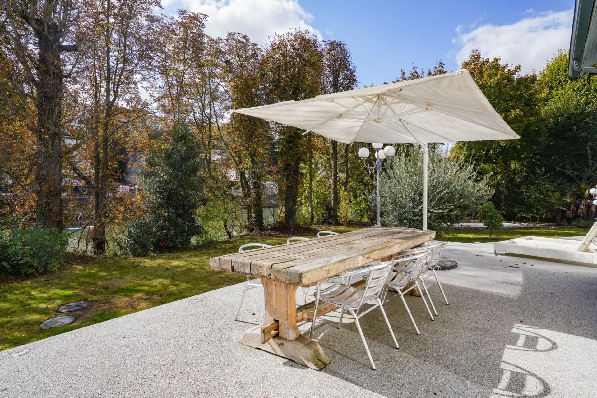 luxury house 11 Rooms for sale on LE PERREUX SUR MARNE (94170)