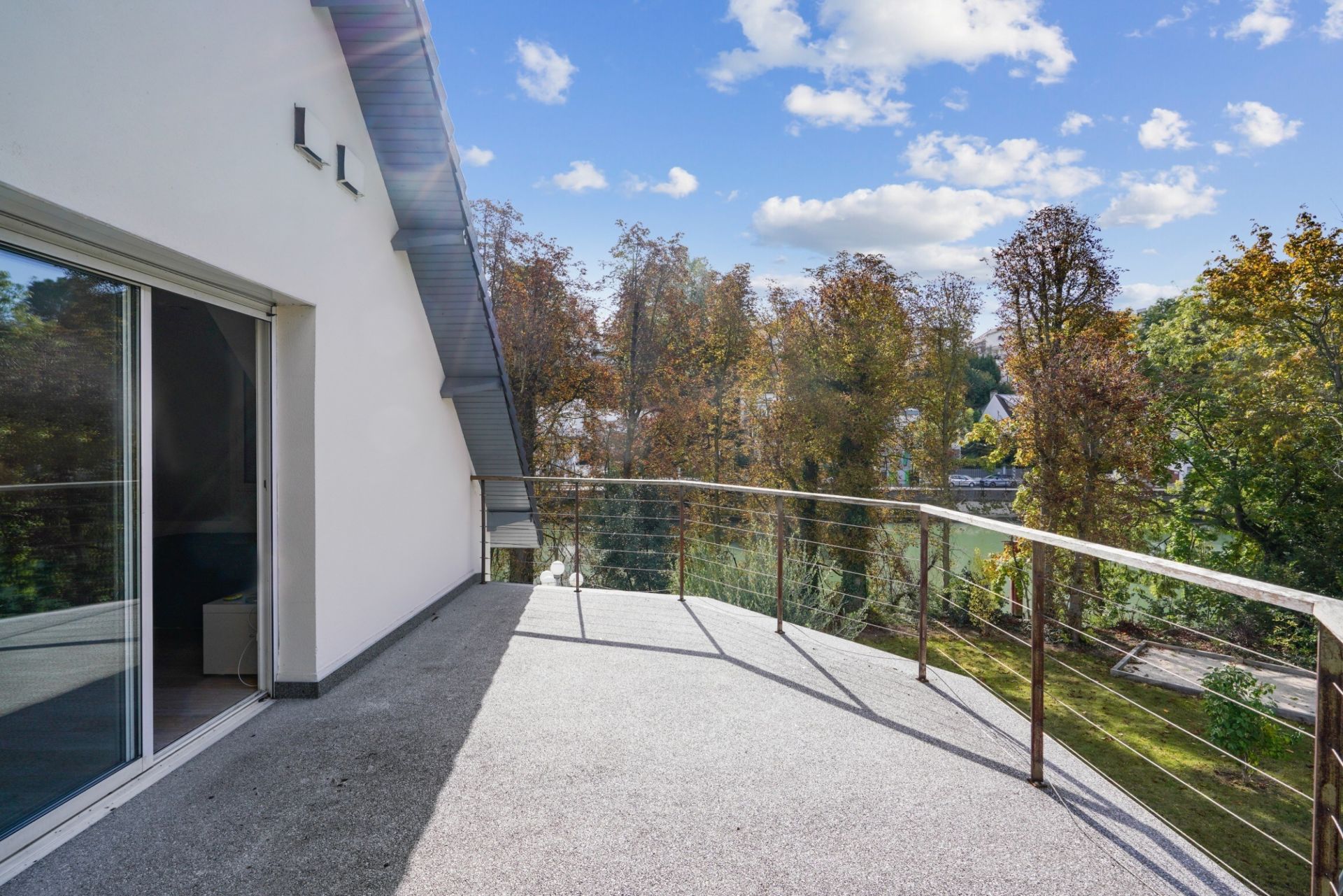 luxury house 11 Rooms for sale on LE PERREUX SUR MARNE (94170)