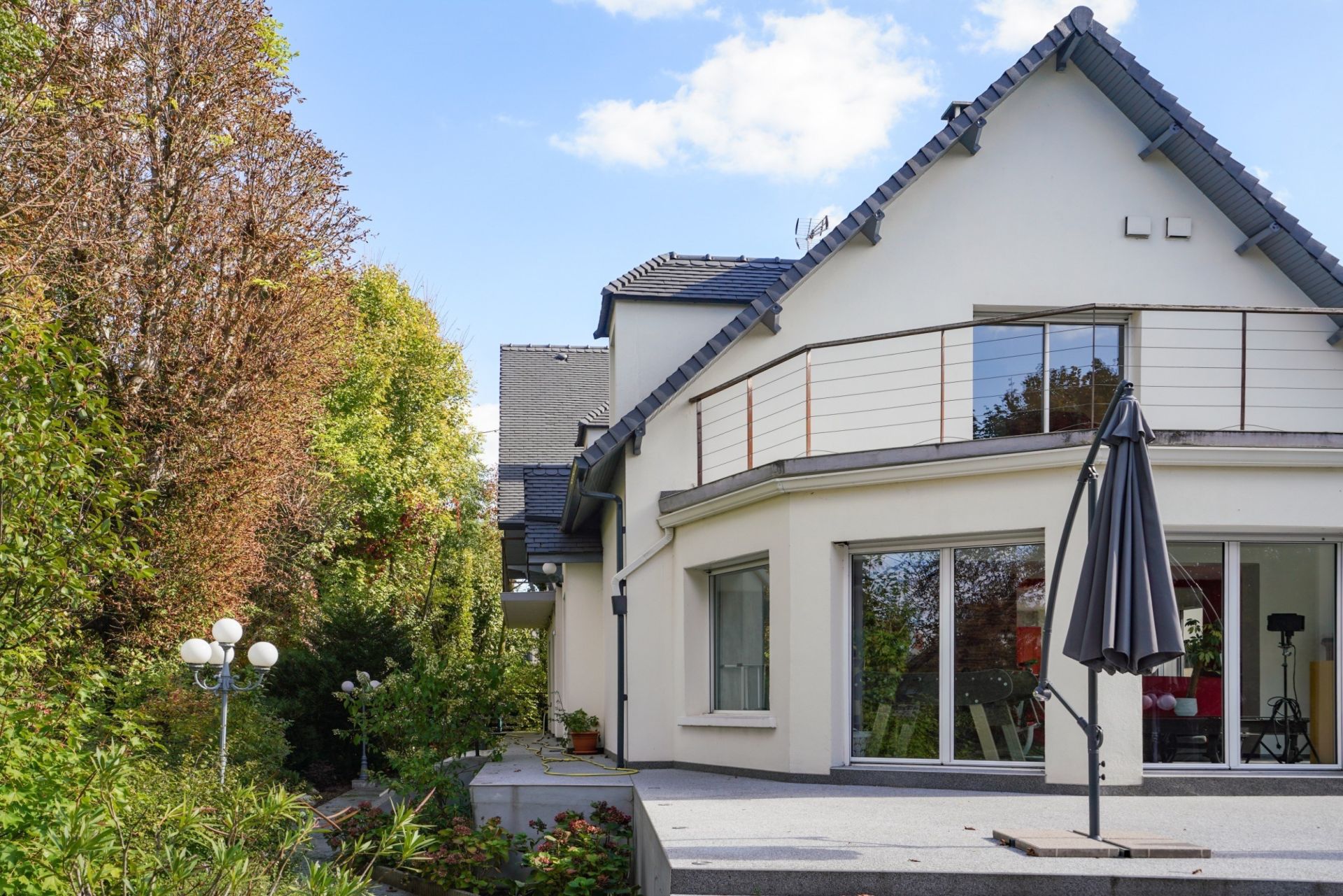 luxury house 11 Rooms for sale on LE PERREUX SUR MARNE (94170)