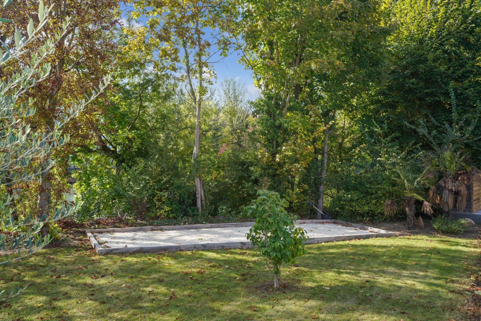 luxury house 11 Rooms for sale on LE PERREUX SUR MARNE (94170)
