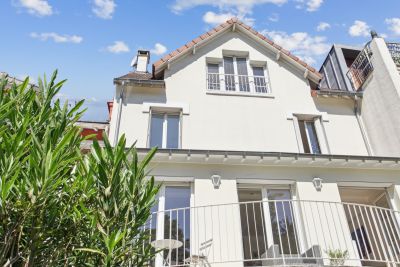 Location Maison de luxe Suresnes 6&nbsp;Pièces 192&nbsp;m²