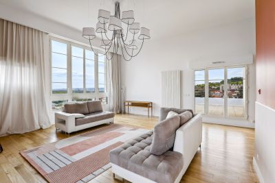Rental Luxury apartment Suresnes 6&nbsp;Rooms 165&nbsp;m²