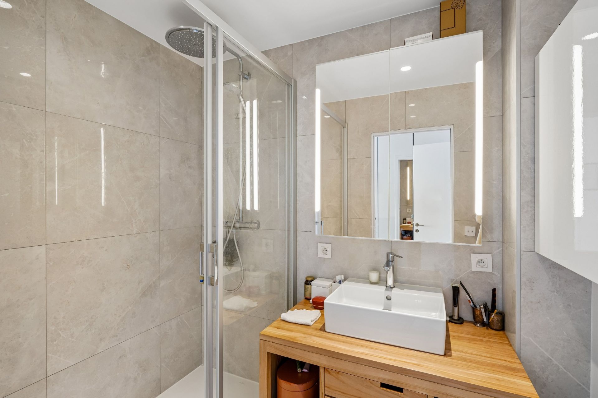 luxury apartment 4 Rooms for rent on NEUILLY SUR SEINE (92200)