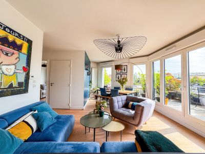 Sale Luxury apartment Issy-les-Moulineaux 3&nbsp;Rooms 64&nbsp;m²