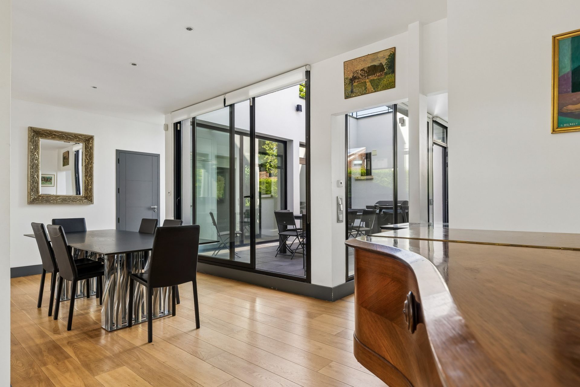 architect's house 8 Rooms for sale on ST CLOUD (92210)
