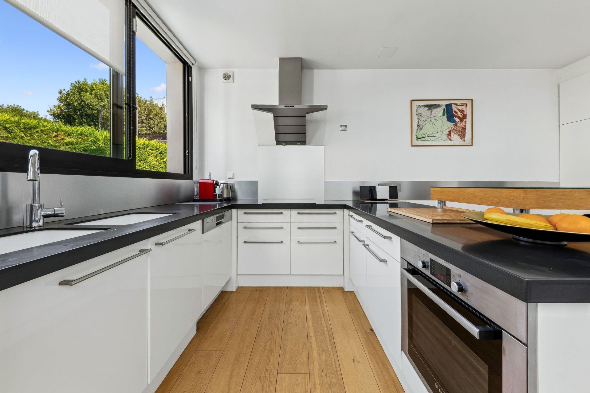 architect's house 8 Rooms for sale on ST CLOUD (92210)