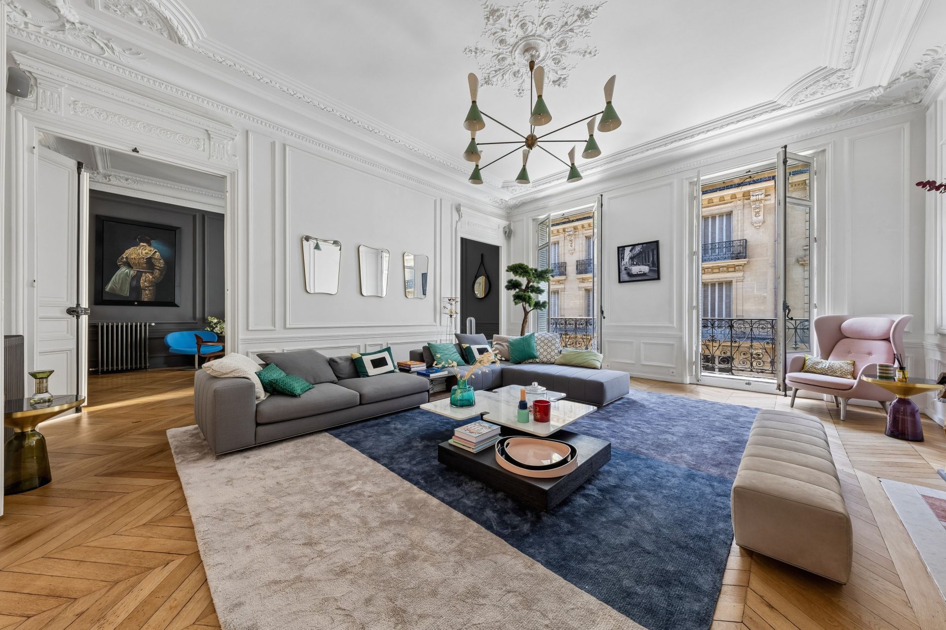 luxury apartment 6 Rooms for sale on PARIS (75017)