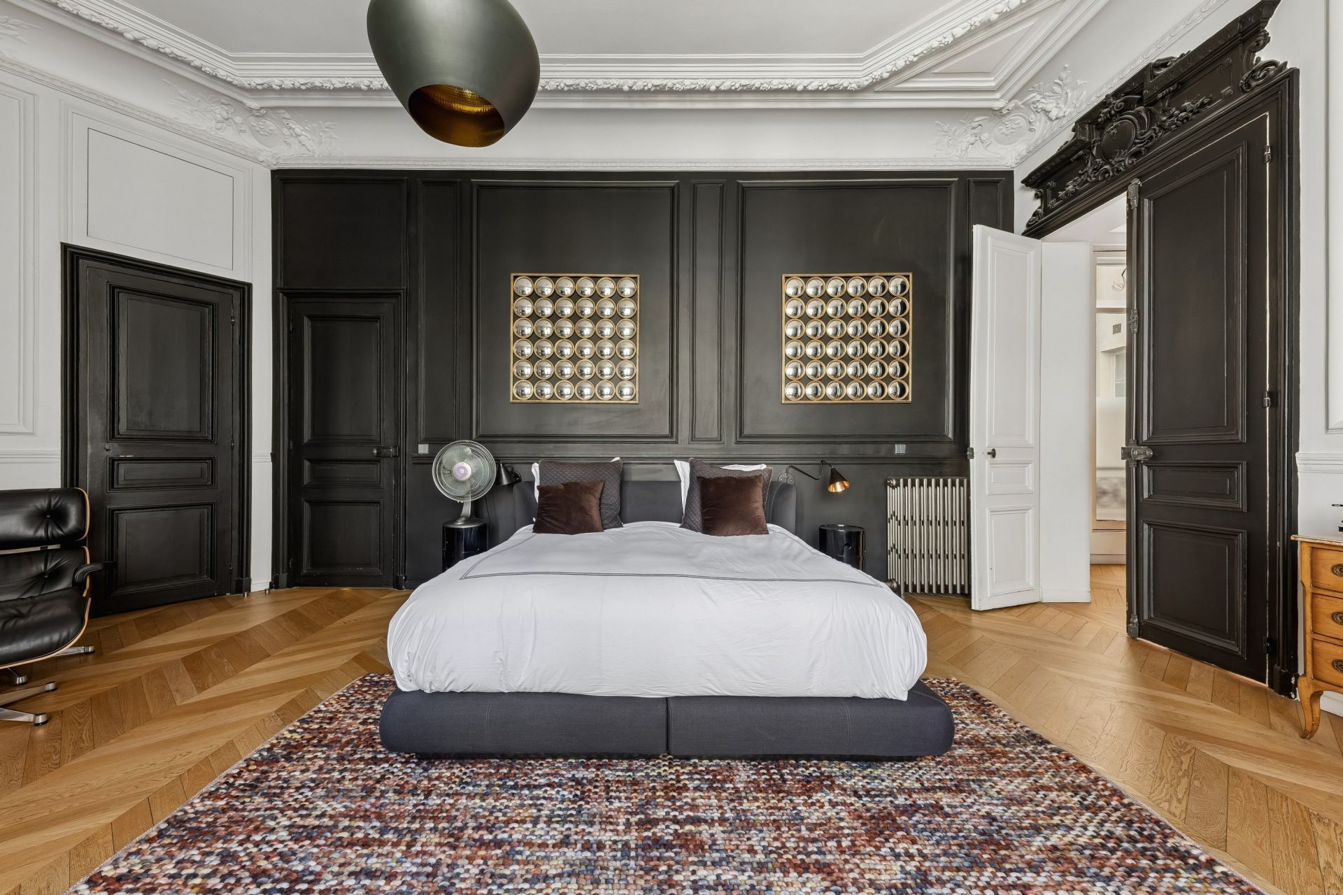 luxury apartment 6 Rooms for sale on PARIS (75017)