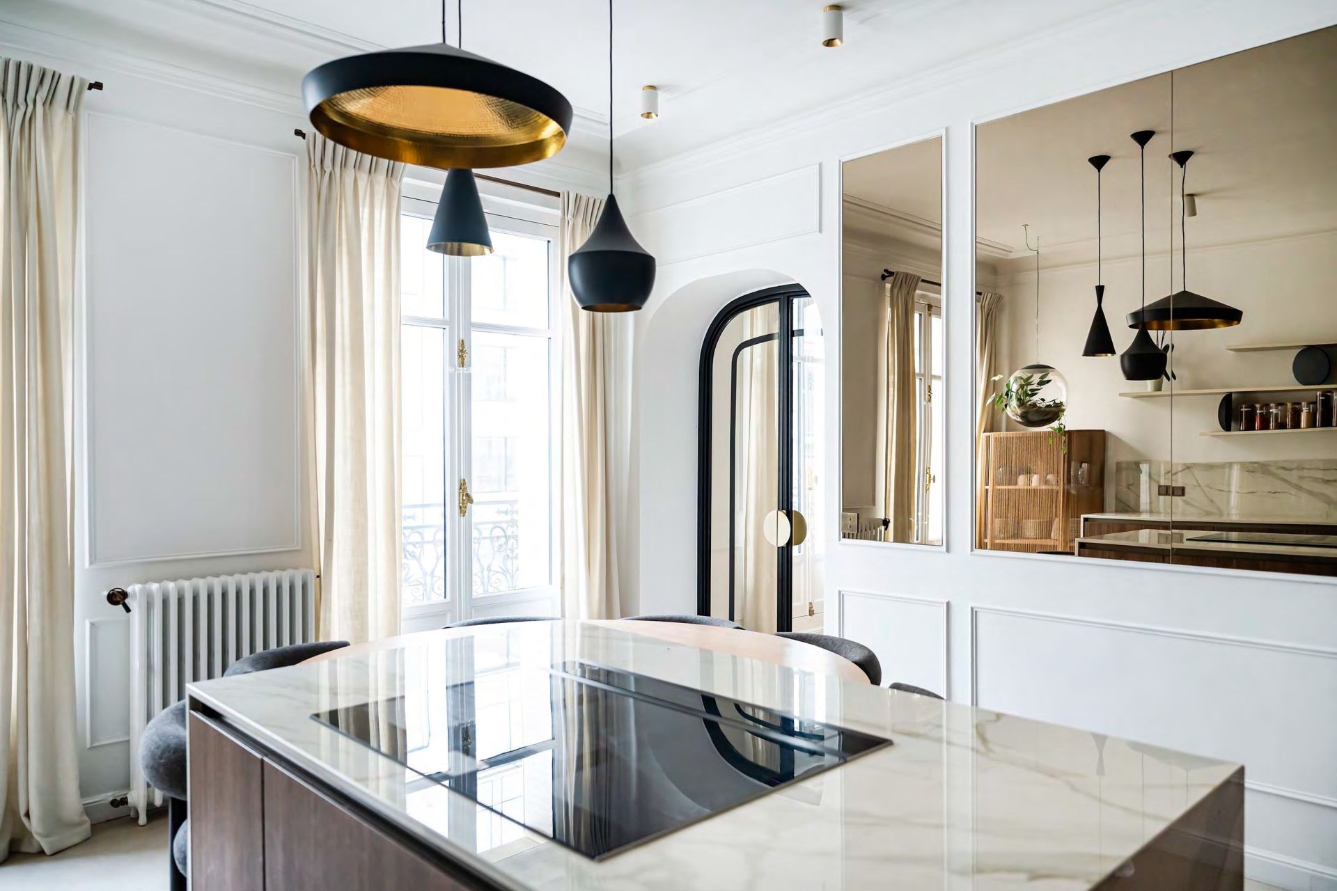 luxury apartment 8 Rooms for sale on PARIS (75017)