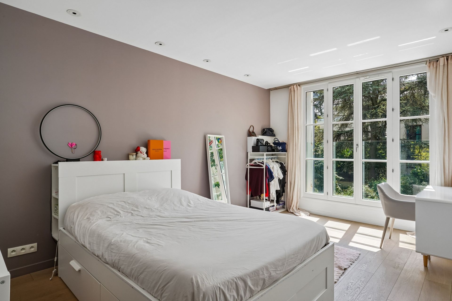 luxury house 7 Rooms for sale on NEUILLY SUR SEINE (92200)