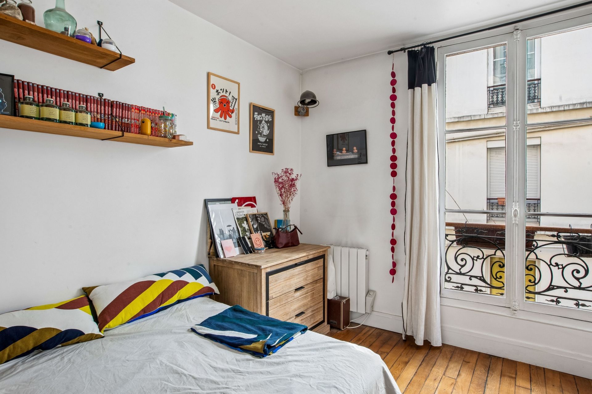 luxury apartment 6 Rooms for sale on PARIS (75017)