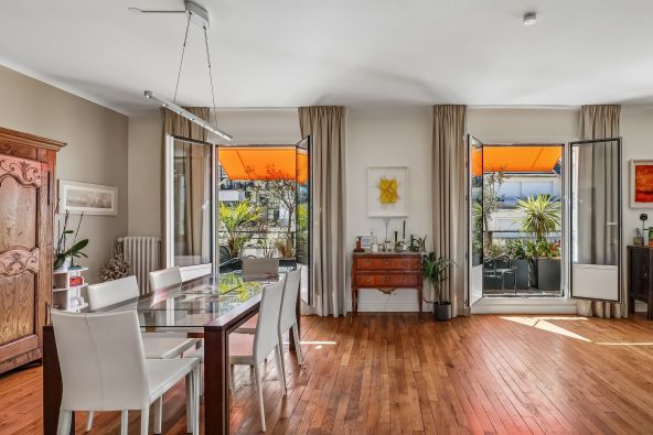 Vente Appartement de luxe Paris 16 5&nbsp;Pièces 152&nbsp;m²