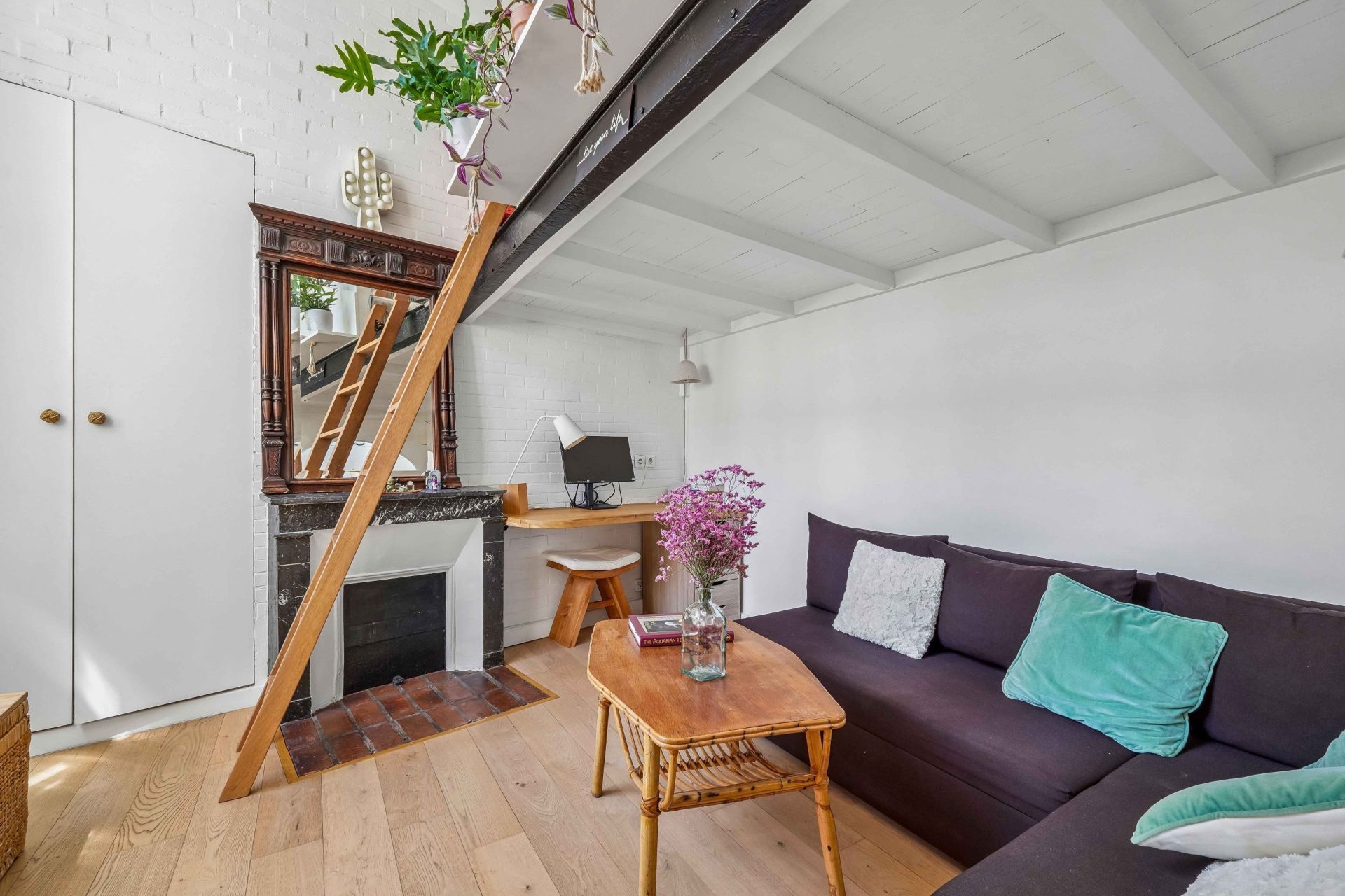 luxury apartment 2 Rooms for sale on PARIS (75001)
