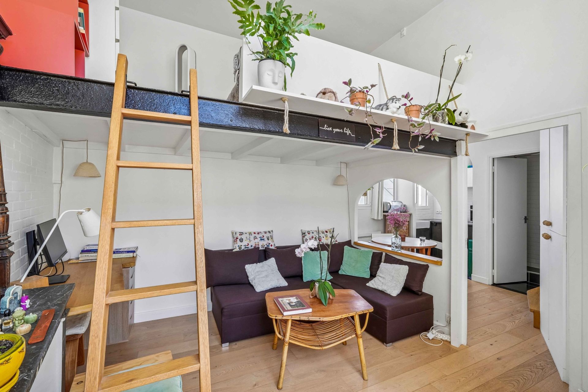 luxury apartment 2 Rooms for sale on PARIS (75001)