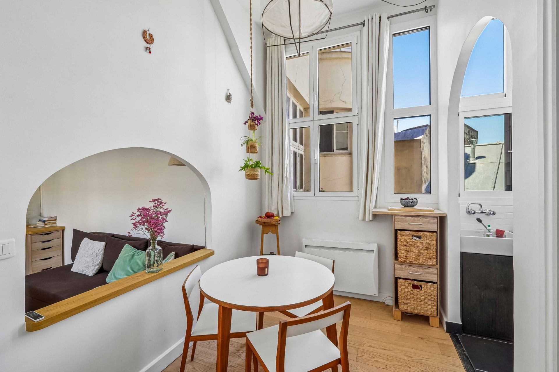 luxury apartment 2 Rooms for sale on PARIS (75001)