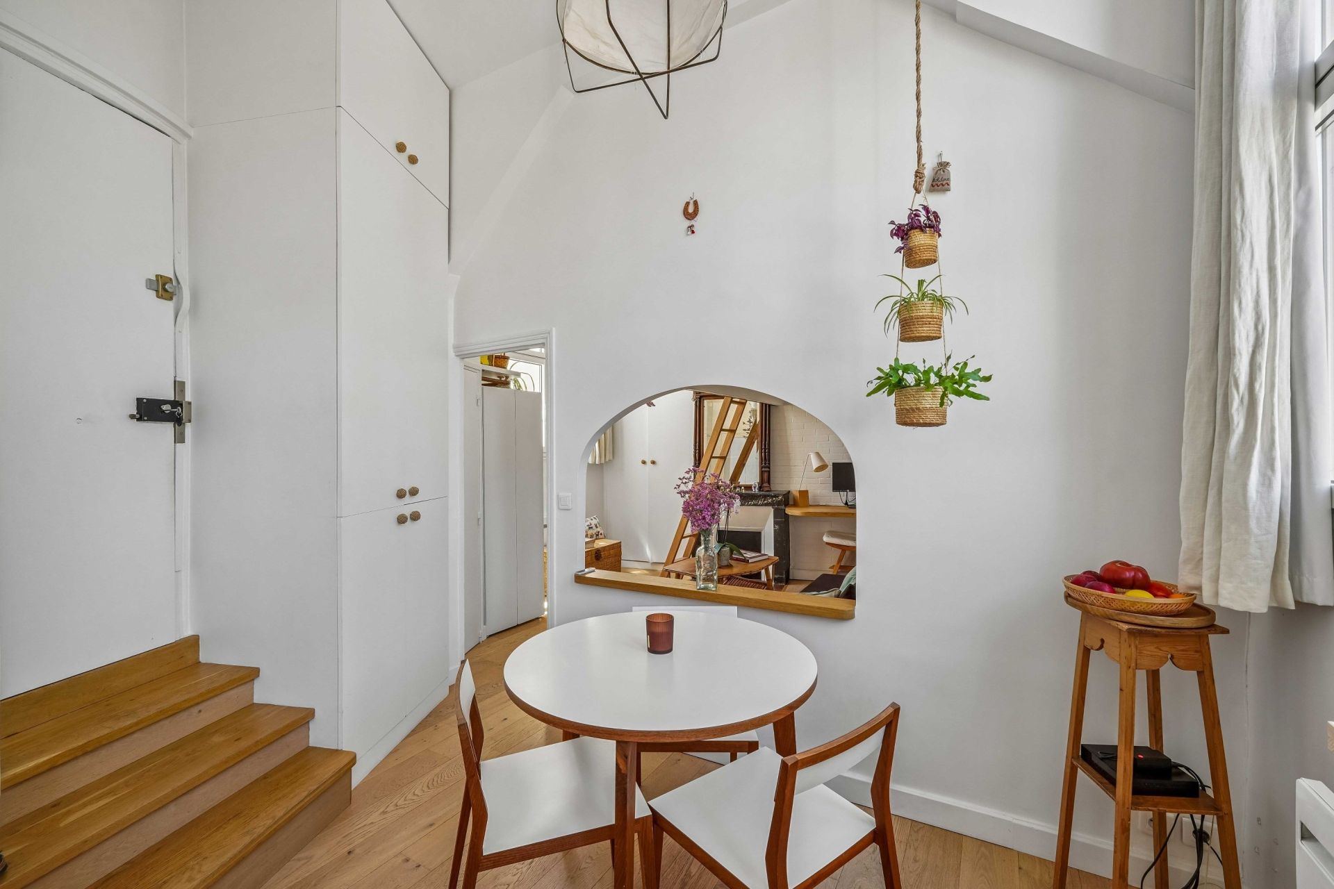 luxury apartment 2 Rooms for sale on PARIS (75001)