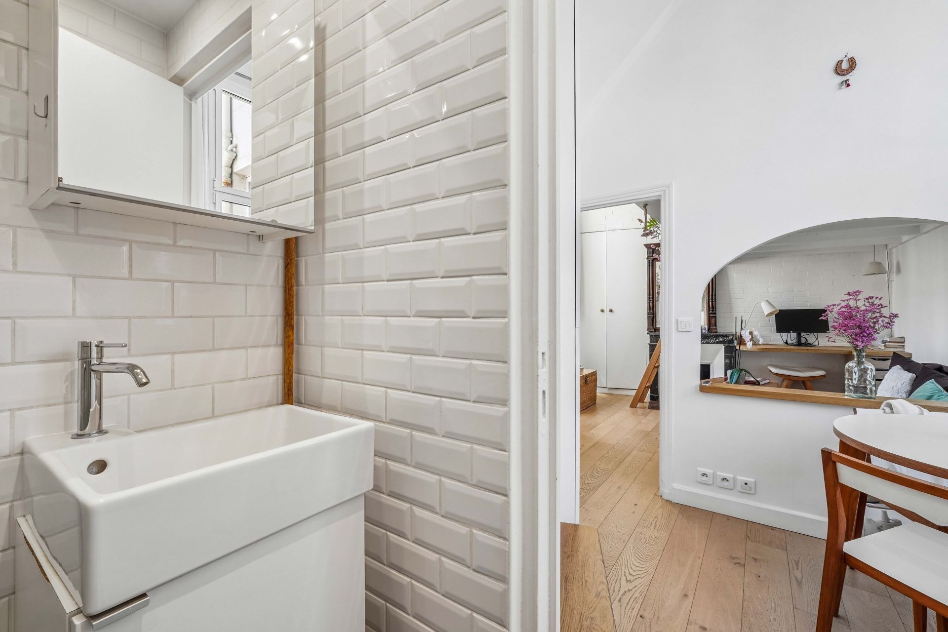 luxury apartment 2 Rooms for sale on PARIS (75001)