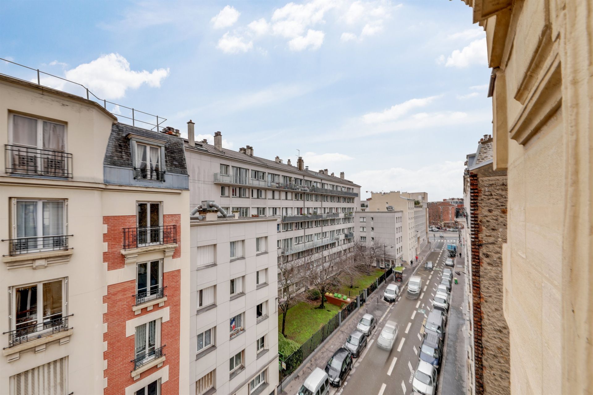 luxury apartment 2 Rooms for rent on PARIS (75017)