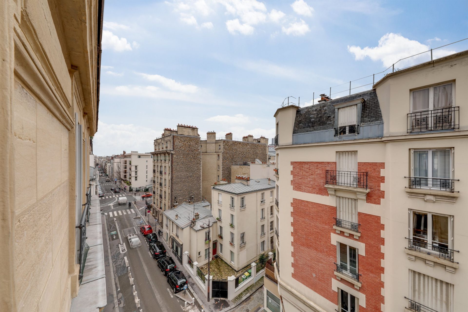 luxury apartment 2 Rooms for rent on PARIS (75017)