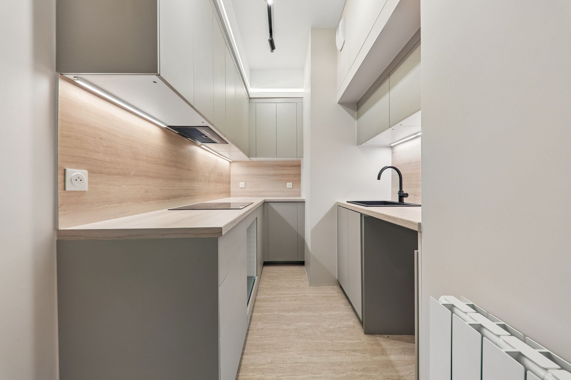 luxury apartment 2 Rooms for sale on PARIS (75007)