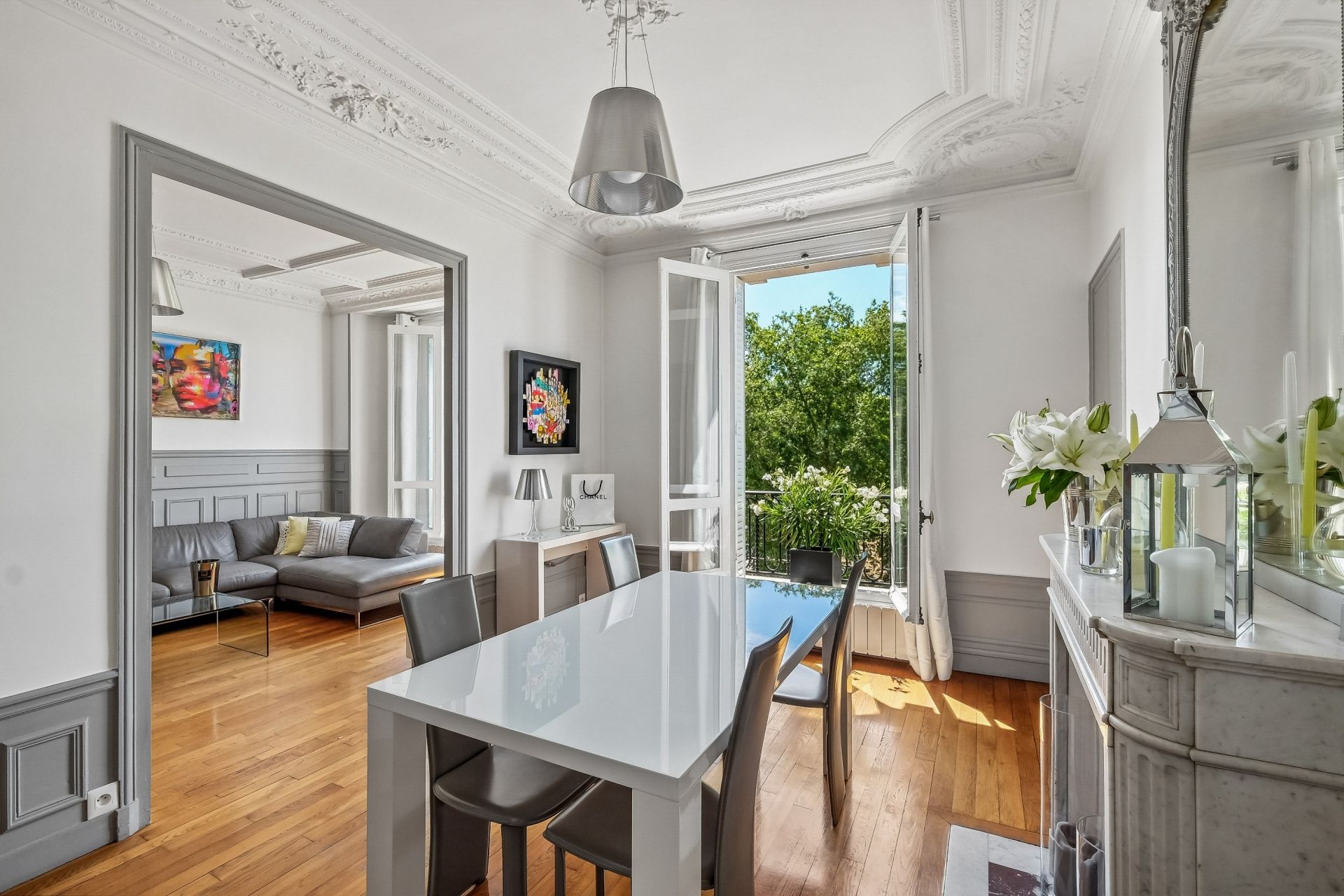 luxury apartment 4 Rooms for sale on VINCENNES (94300)