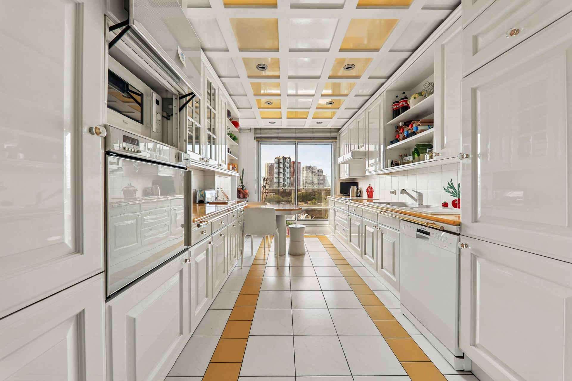 luxury apartment 4 Rooms for sale on PARIS (75016)