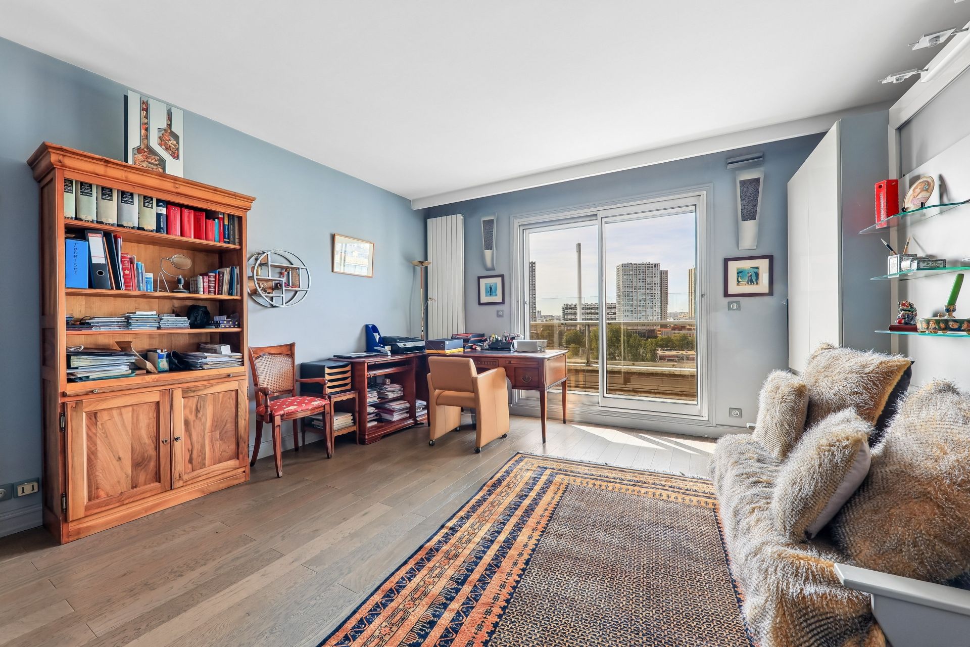 luxury apartment 4 Rooms for sale on PARIS (75016)