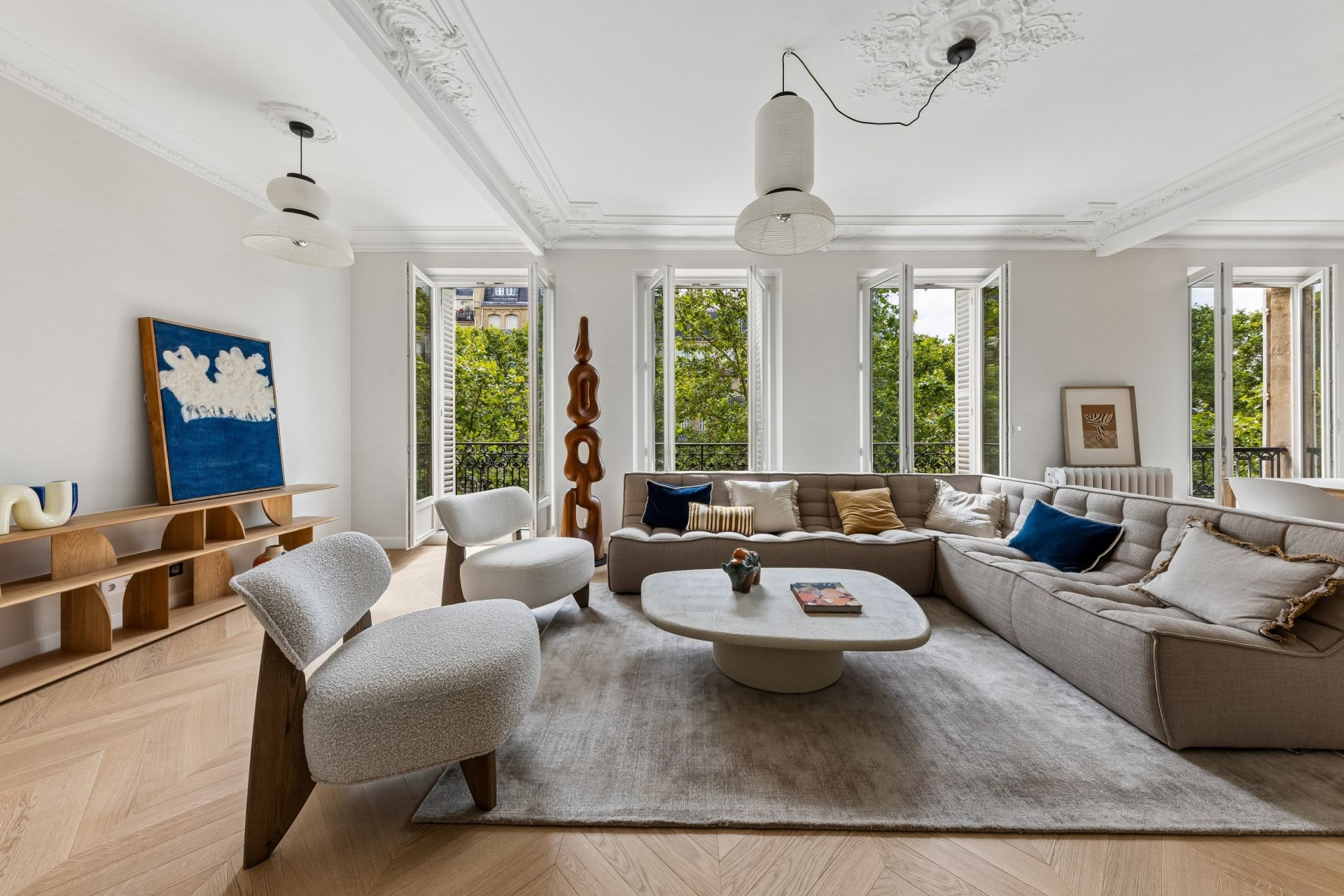 luxury apartment 6 Rooms for sale on PARIS (75007)