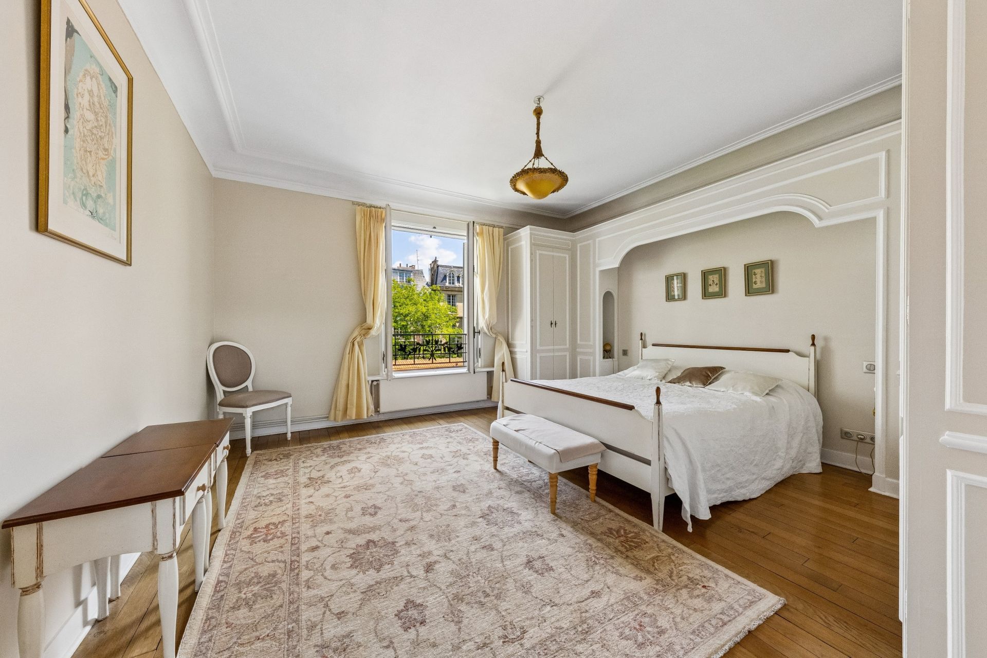 hôtel particulier 8 Pièces en vente sur PARIS (75116)
