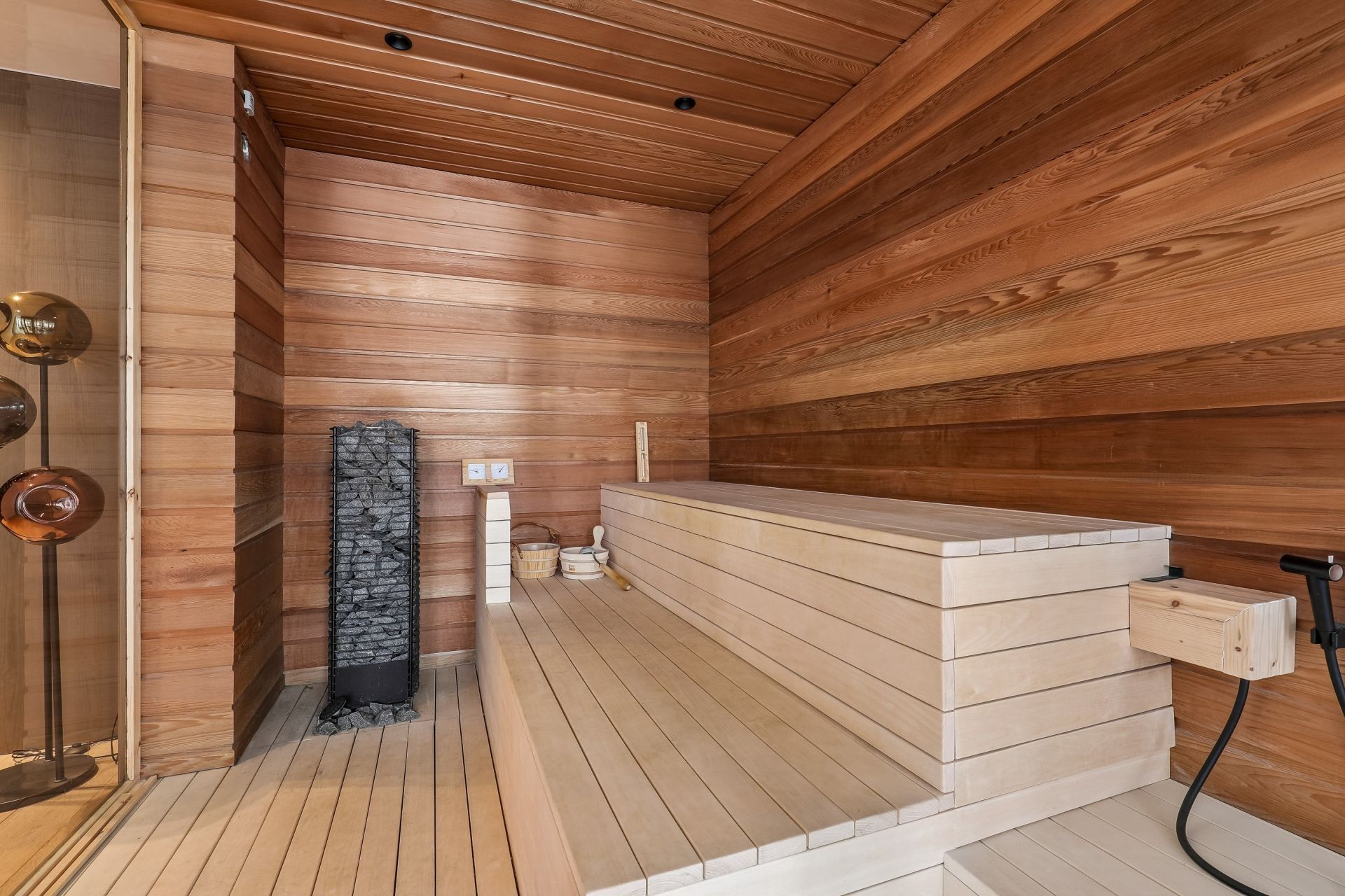 luxury apartment 6 Rooms for sale on PARIS (75002)