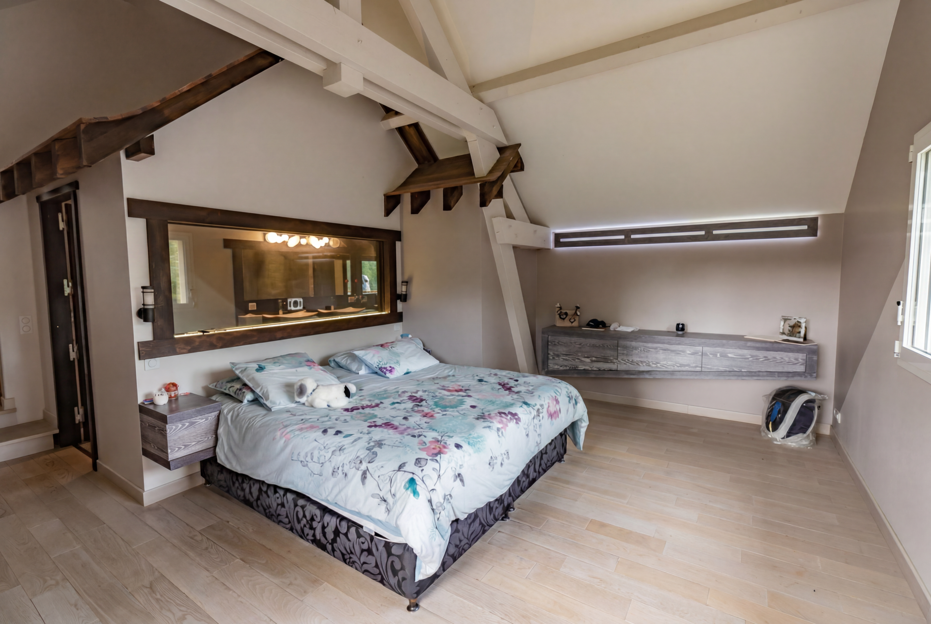 luxury house 20 Rooms for sale on ADAINVILLE (78113)