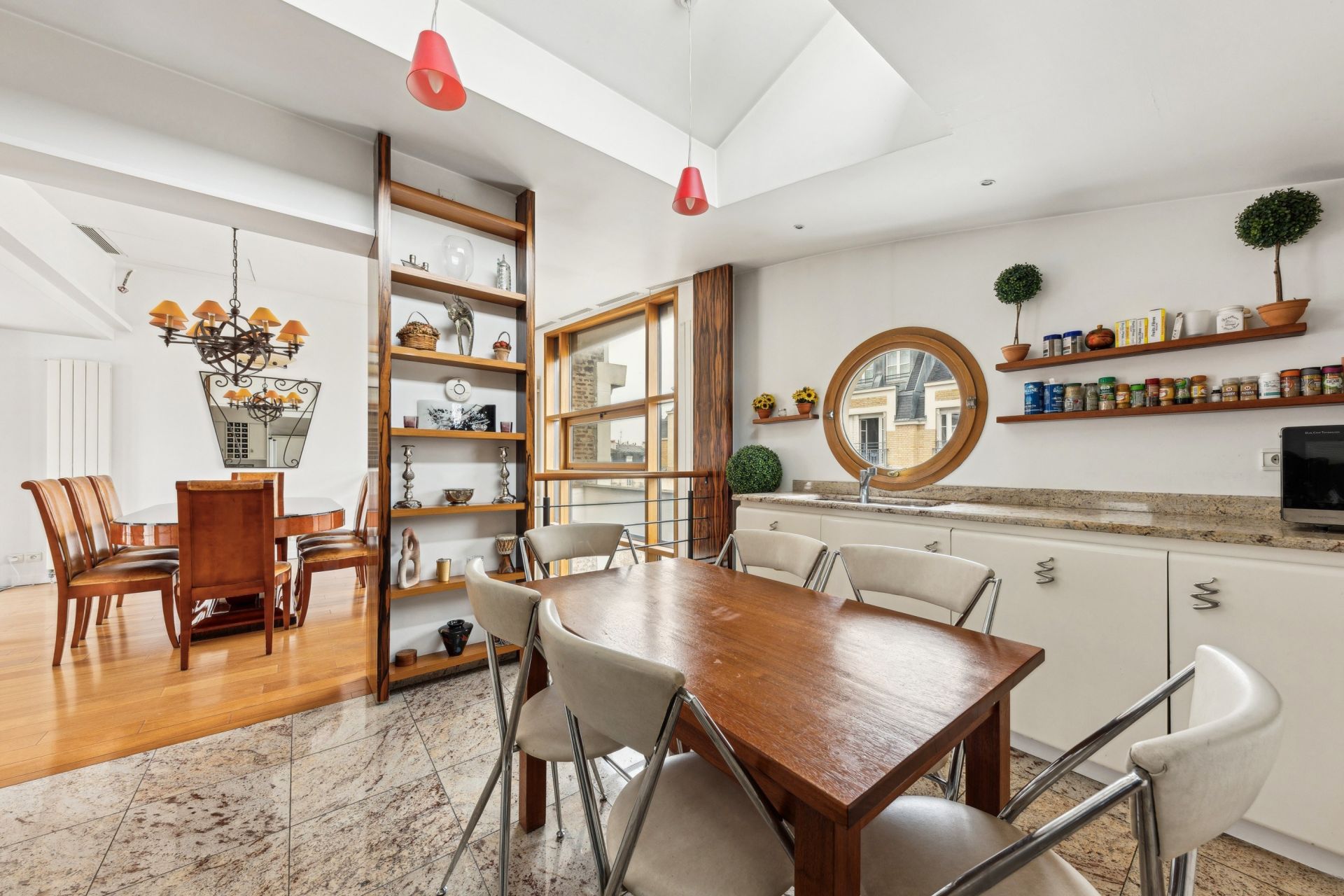 luxury apartment 6 Rooms for sale on PARIS (75012)