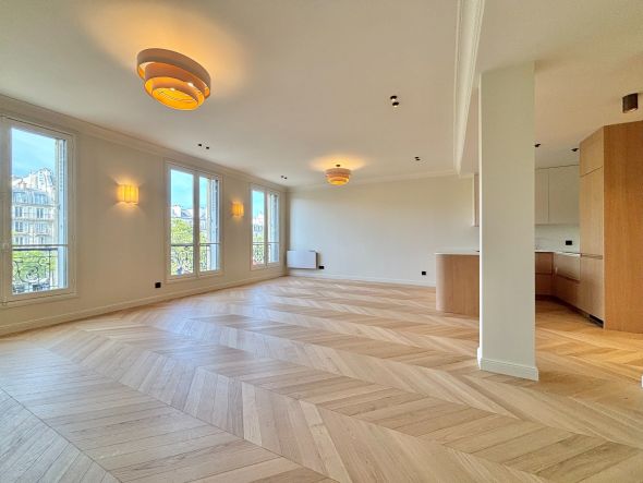 Sale Luxury apartment Paris 17 4&nbsp;Rooms 97.52&nbsp;m²