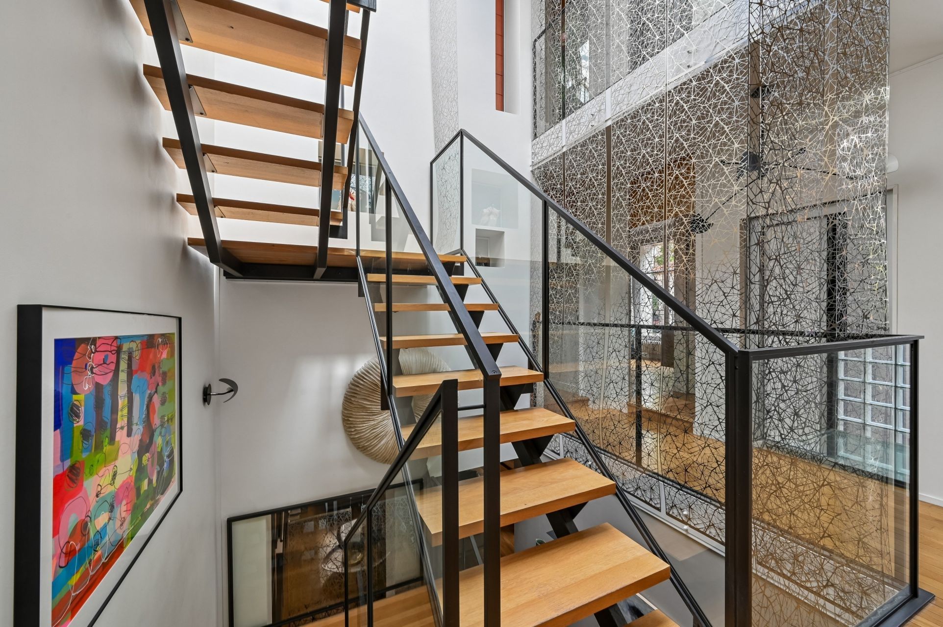 luxury house 8 Rooms for sale on MONTROUGE (92120)