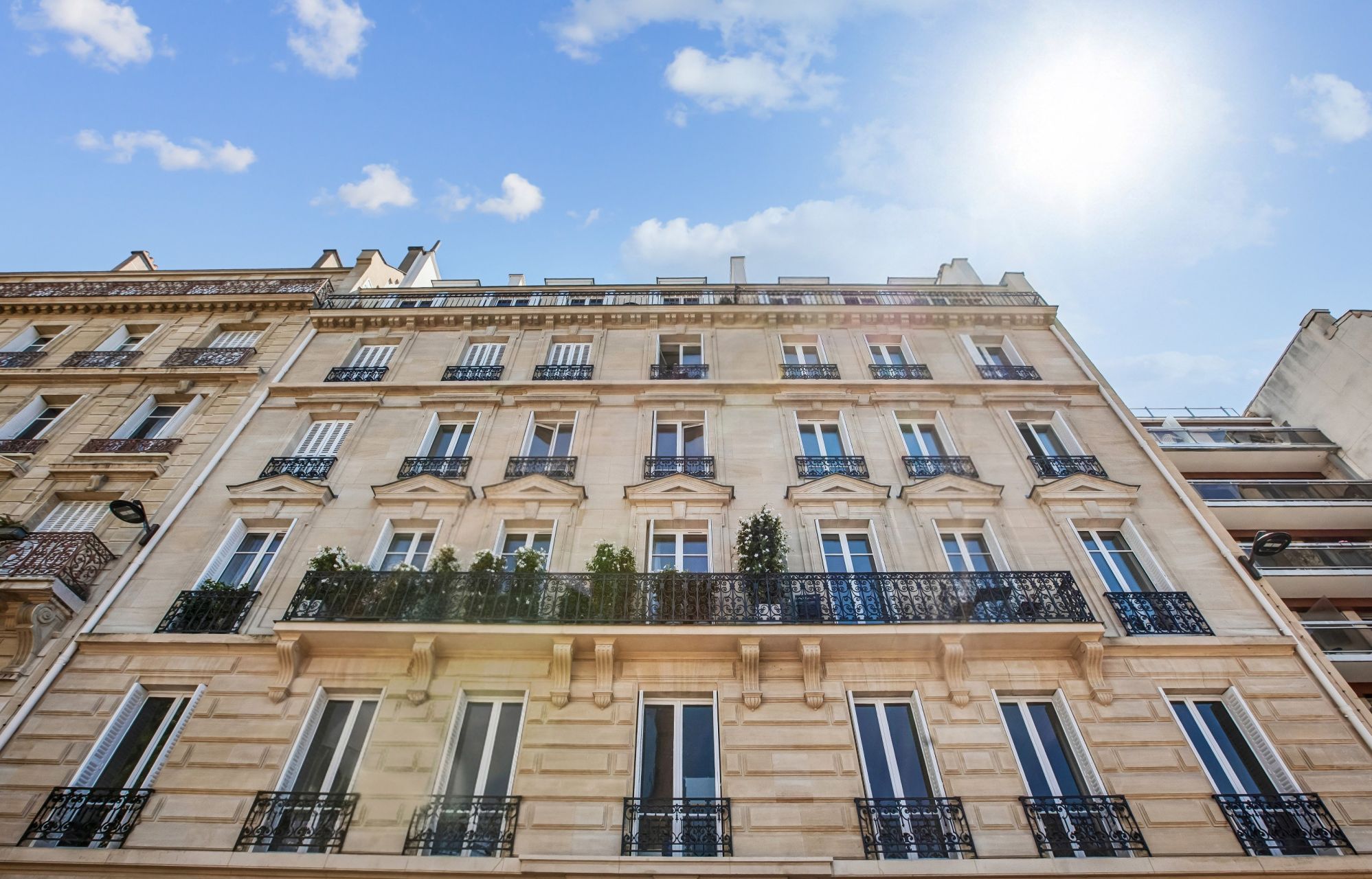 luxury apartment 4 Rooms for sale on PARIS (75016)